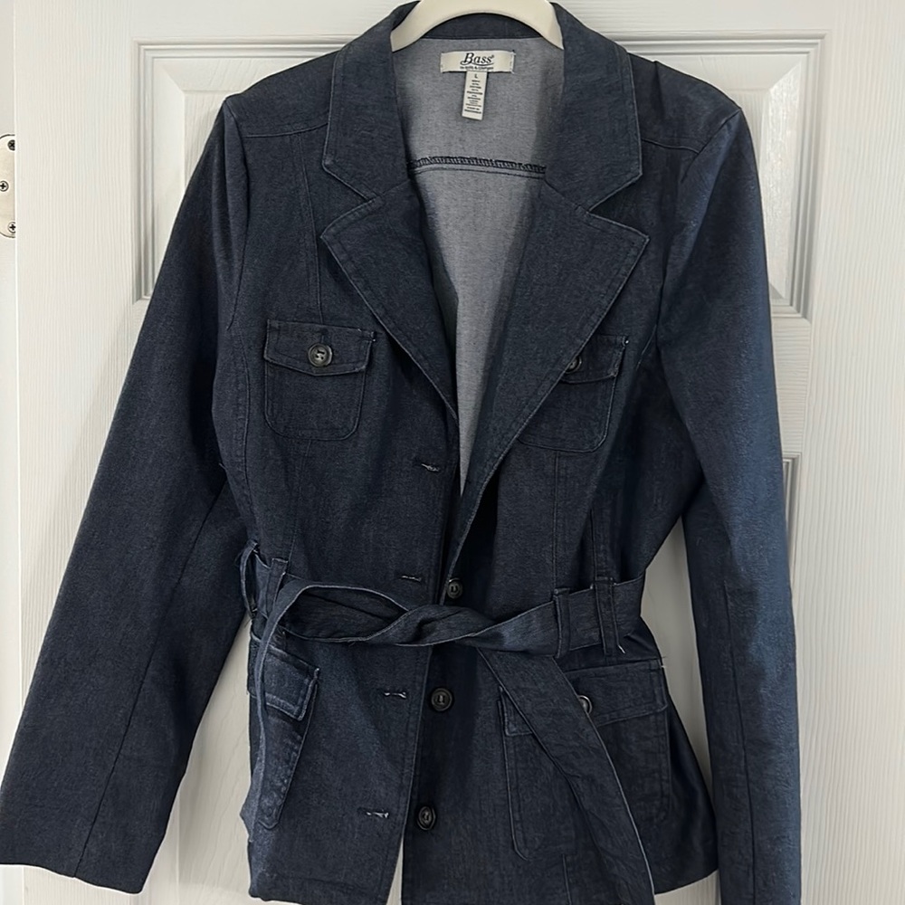 Lightweight denim like fabric tie waist blazer szL NWOT
